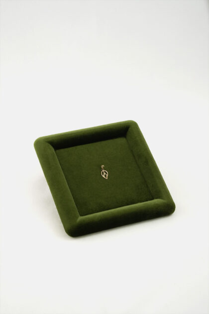 Italian 18k Gold Leaf Pendant
