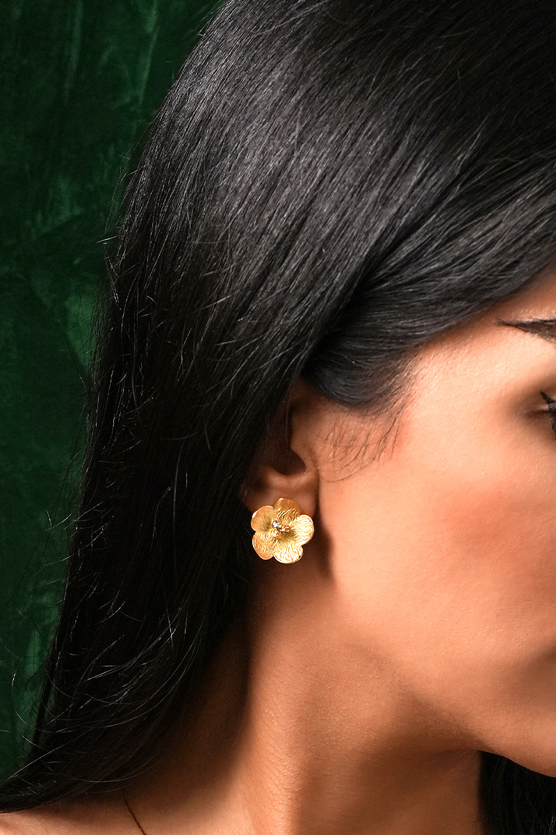 Luxury 18K Gold Statement Earrings - Image 2