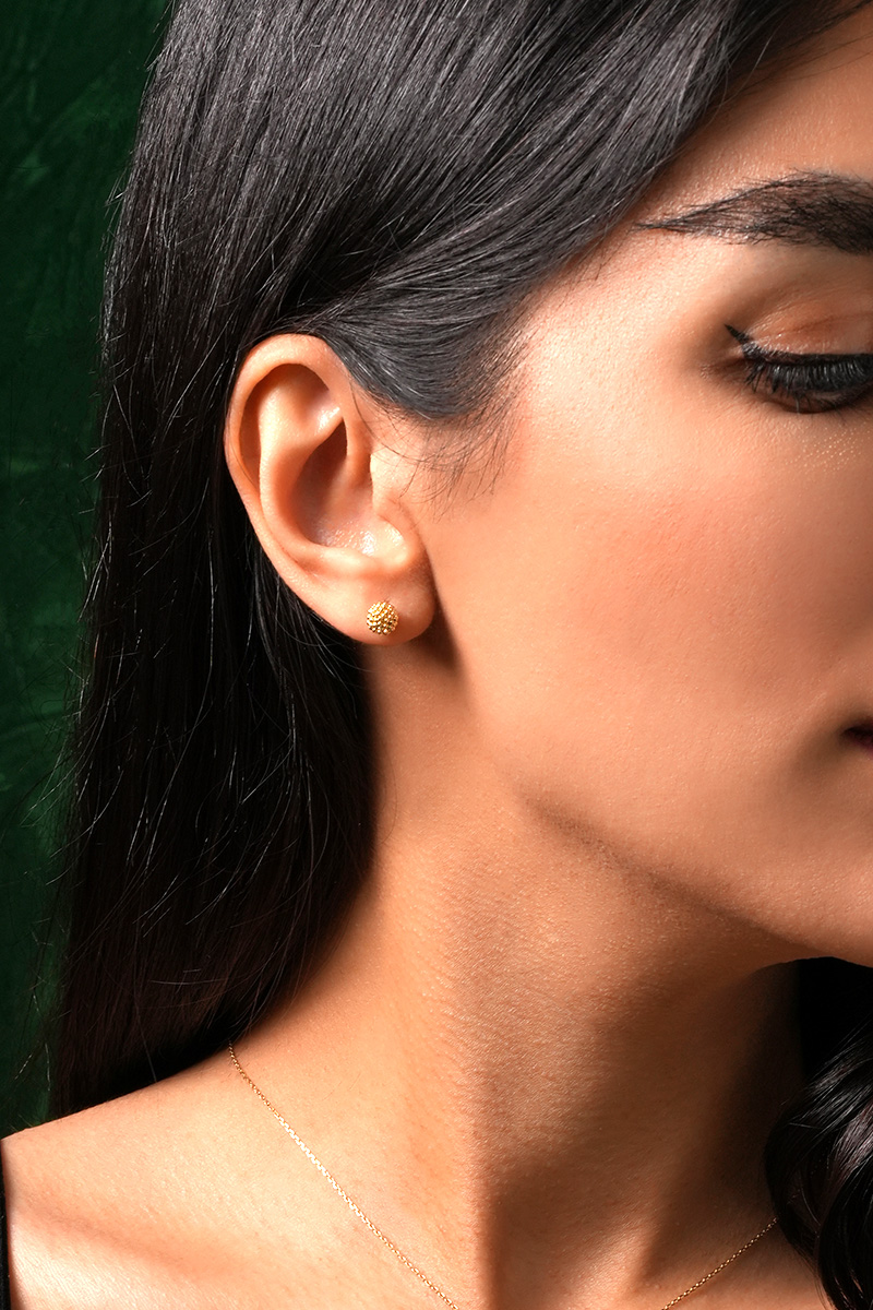 18K Gold Textured Stud Earrings - Image 3